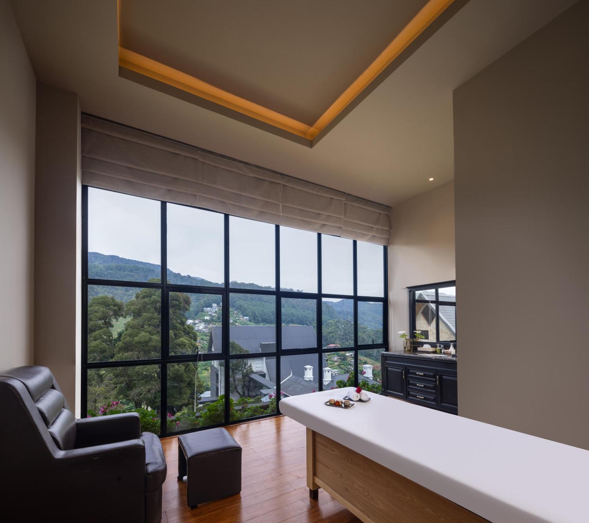 The Golden Ridge Hotel 努沃勒埃利耶 外观 照片