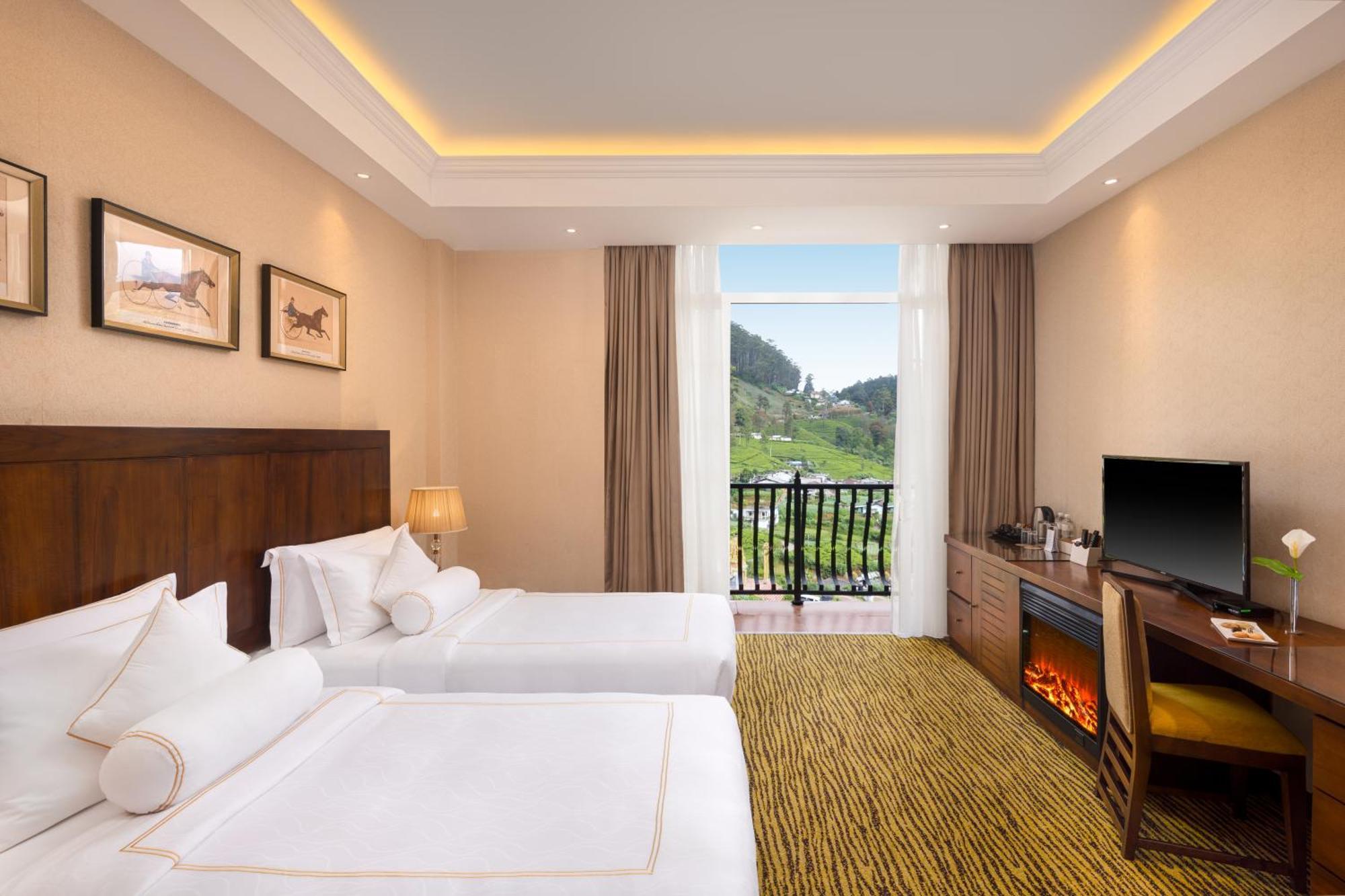 The Golden Ridge Hotel 努沃勒埃利耶 外观 照片